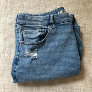 AE Stretch Curvy Mom Jean